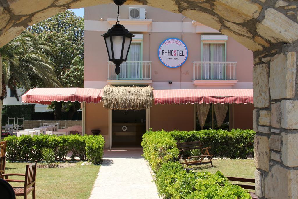 R+ Hotel By Rooms Çeşme Εξωτερικό φωτογραφία